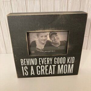 Box Picture Frame Black Distressed 4x6 picture